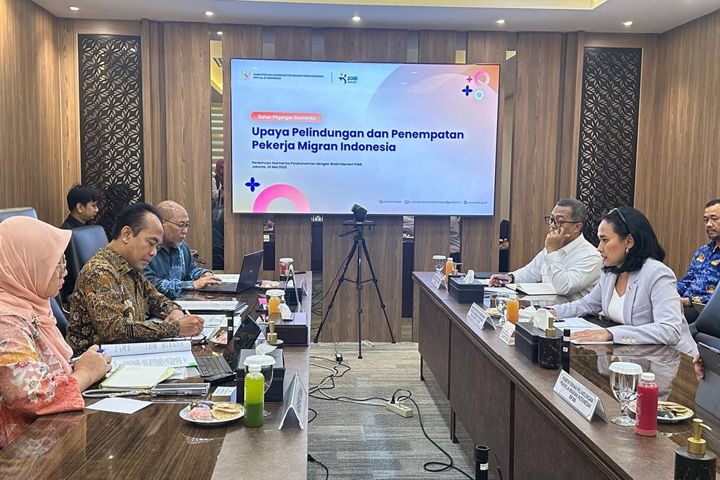 Bahas Peningkatan Bea Masuk Barang Milik Pekerja Migran, Wamen Christina Temui Sesmenko Perekonomian (Foto Dok BP2MI)