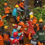 Situasi penanganan longsor di Cilacap (Foto ANTARA)